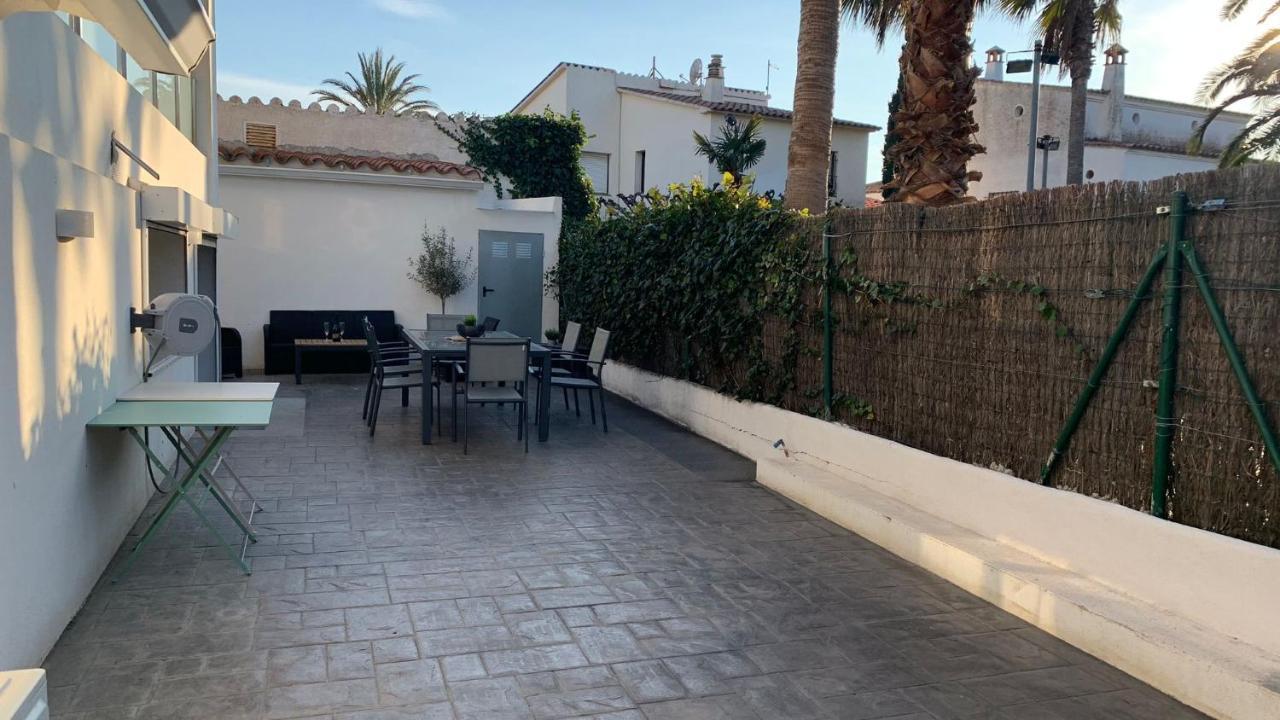 شقة Rodhes Playa B-1 روساس المظهر الخارجي الصورة